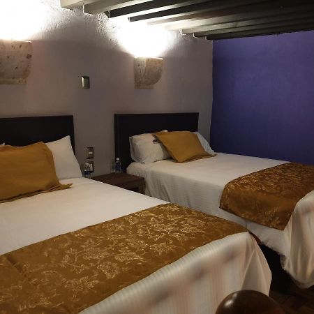 Hotel Don Carlos Morelia Esterno foto